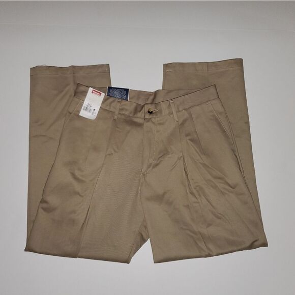 Wrangler Khaki Pleated No Iron Pants 32 x 29 - Picture 1 of 7